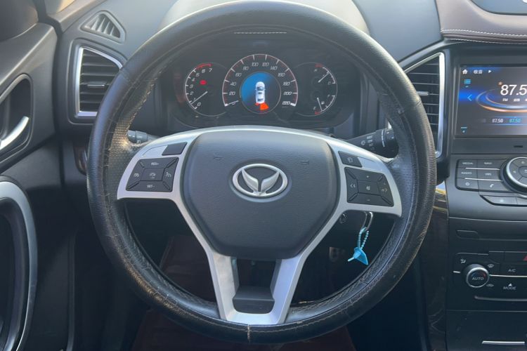 Used HYOSOW S6 2017 1.5T CVT Enjoyment Model Interior 5