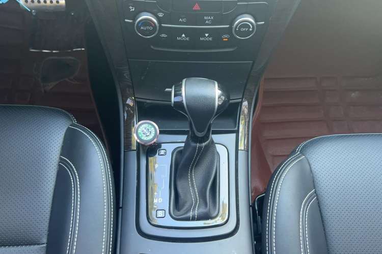 Used HYOSOW S6 2017 1.5T CVT Enjoyment Model Interior 8