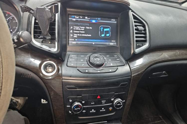 Used HYOSOW S6 2017 1.5T CVT Enjoyment Model Audio And AC Panel