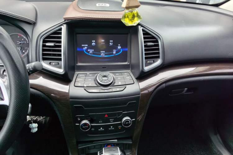 Used HYOSOW S6 2017 1.5T CVT Enjoyment Model Audio And AC Panel