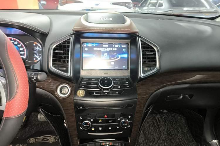 Used HYOSOW S6 2017 1.5T CVT Premium Edition Audio And AC Panel
