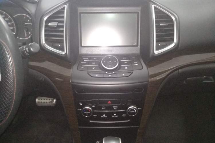 Used HYOSOW S6 2017 1.5T CVT Enjoy Edition Audio And AC Panel