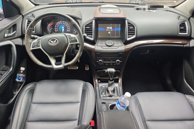 Used HYOSOW S6 2017 1.5T CVT Enjoyment Model Center Console