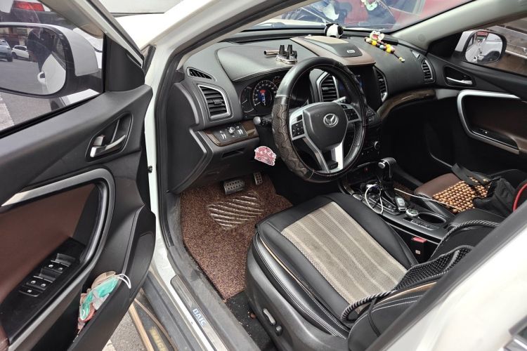 Used HYOSOW S6 2017 1.5T CVT Premium Edition Driver Seat