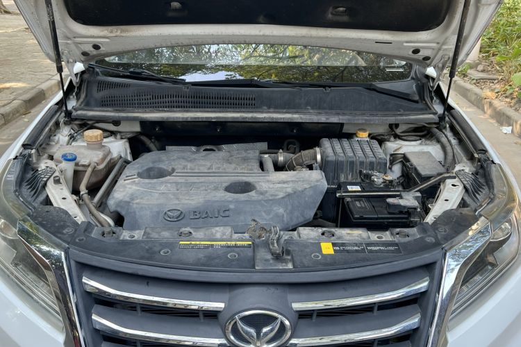 Used HYOSOW S6 2017 1.5T Manual Smart Edition Engine Bay