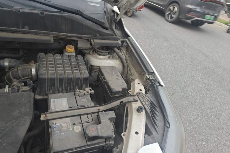 Used HYOSOW S6 2017 1.5T CVT Enjoyment Model Engine Bay Left