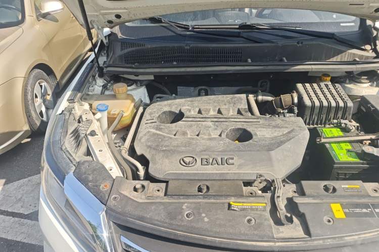 Used HYOSOW S6 2017 1.5T Manual Leading Model Engine Bay Right