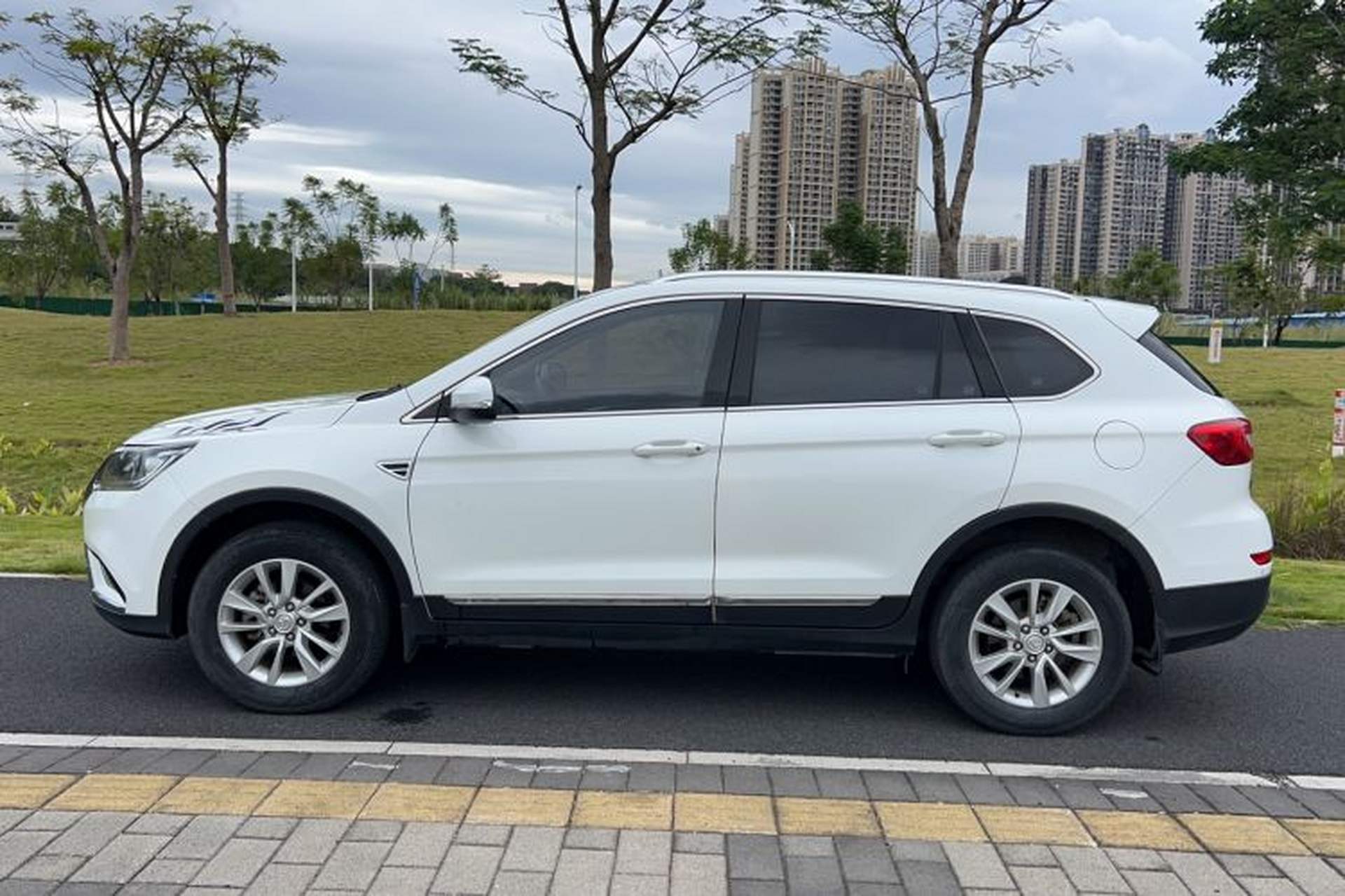 Used HYOSOW S6 2017 1.5T CVT Enjoyment Model Exterior 5