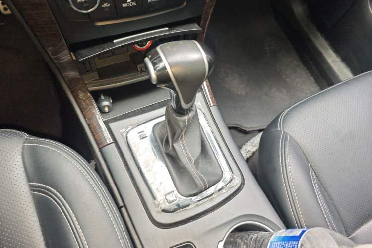 Used HYOSOW S6 2017 1.5T CVT Enjoyment Model Gear Lever