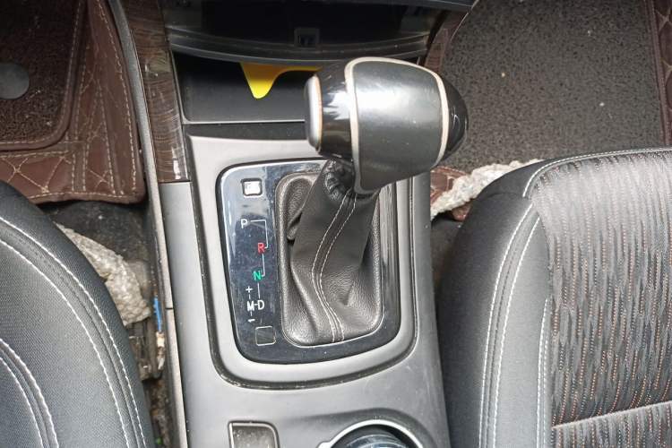 Used HYOSOW S6 2017 1.5T CVT Enjoy Edition Gear Lever