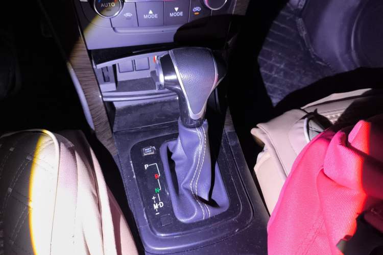 Used HYOSOW S6 2017 1.5T CVT Enjoy Edition Gear Lever