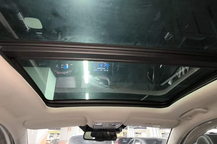 Used HYOSOW S6 2017 1.5T CVT Premium Edition Headliner