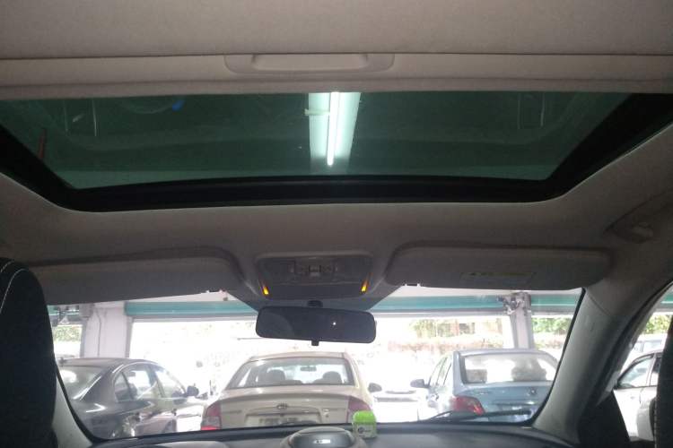 Used HYOSOW S6 2017 1.5T CVT Enjoy Edition Headliner