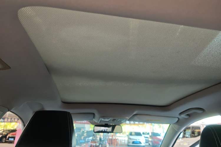 Used HYOSOW S6 2017 1.5T Manual Phantom Joy Model Headliner