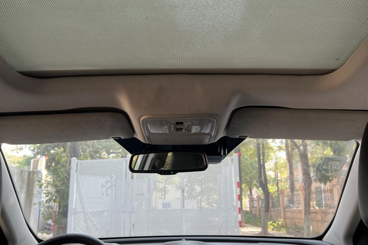 Used HYOSOW S6 2017 1.5T Manual Smart Edition Headliner