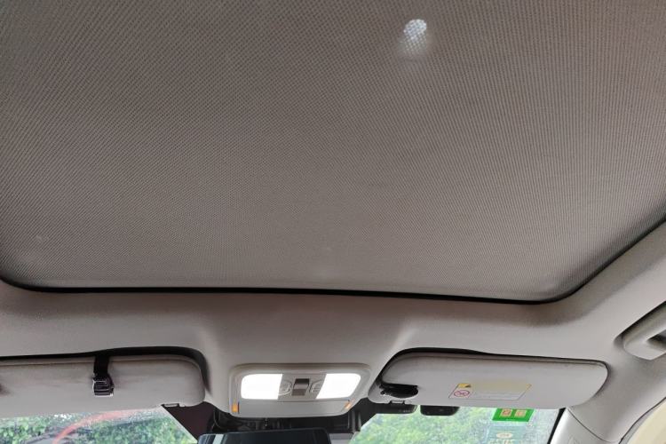 Used HYOSOW S6 2017 1.5T CVT Premium Edition Headliner