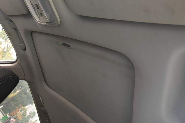 Used HYOSOW S6 2017 1.5T CVT Enjoy Edition Headliner