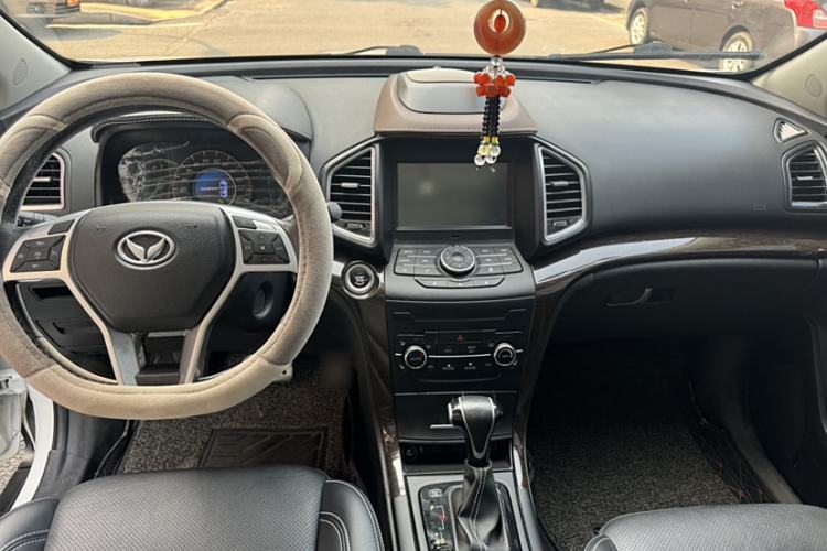 Used HYOSOW S6 2017 1.5T CVT Enjoyment Model Interior 1