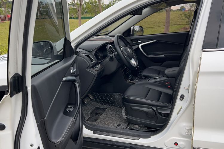 Used HYOSOW S6 2017 1.5T CVT Enjoyment Model Interior 2