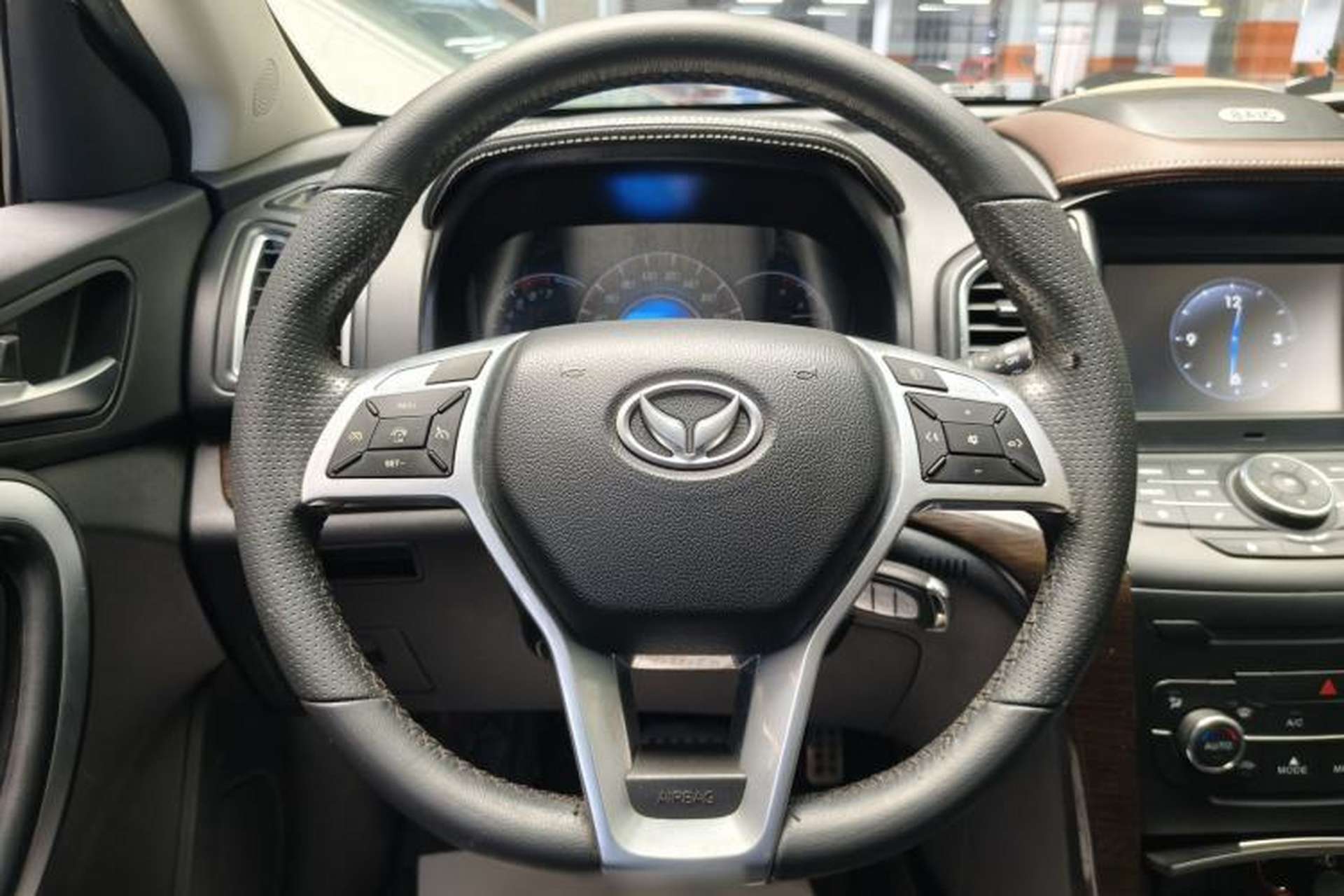 Used HYOSOW S6 2017 1.5T CVT Enjoyment Model Interior 6
