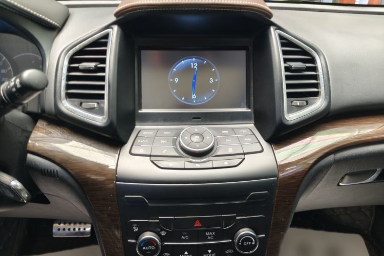 Used HYOSOW S6 2017 1.5T CVT Enjoyment Model Interior 8