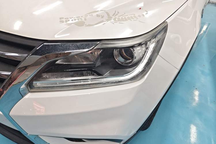 Used HYOSOW S6 2017 1.5T CVT Enjoyment Model Left Front Headlight