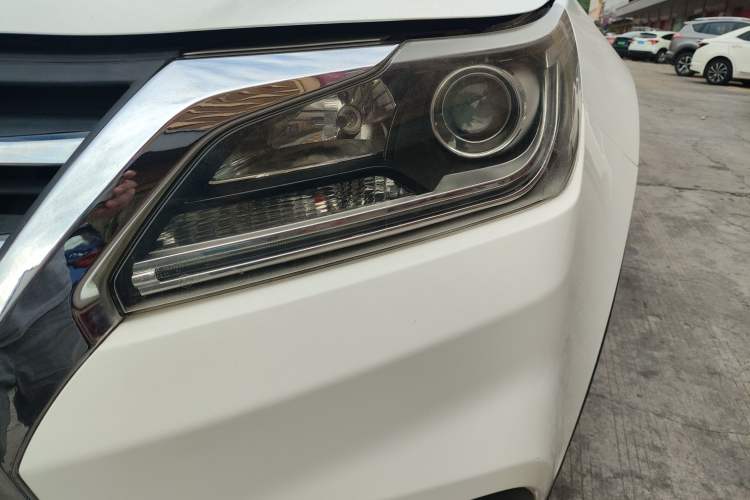 Used HYOSOW S6 2017 1.5T CVT Enjoyment Model Left Front Headlight