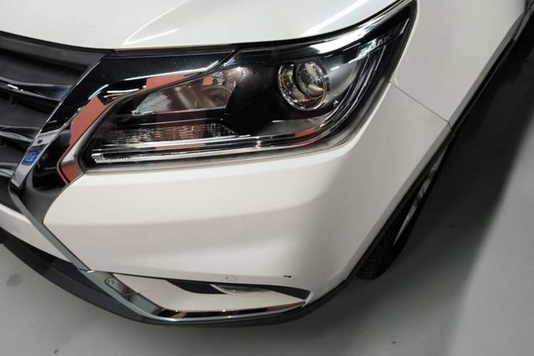Used HYOSOW S6 2017 1.5T CVT Premium Edition Left Front Headlight