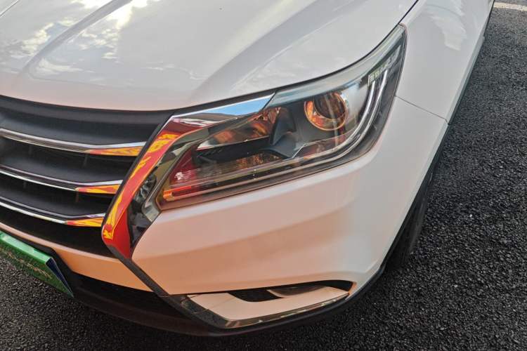 Used HYOSOW S6 2017 1.5T CVT Enjoyment Model Left Front Headlight