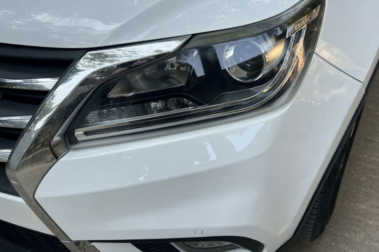 Used HYOSOW S6 2017 1.5T Manual Smart Edition Left Front Headlight