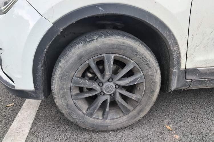 Used HYOSOW S6 2017 1.5T Manual Phantom Joy Model Left Front Wheel Hub