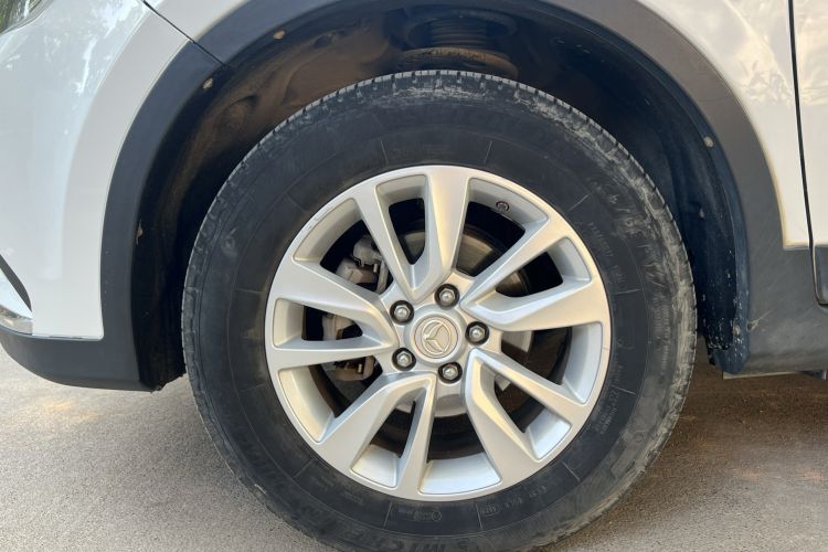 Used HYOSOW S6 2017 1.5T Manual Smart Edition Left Front Wheel Hub