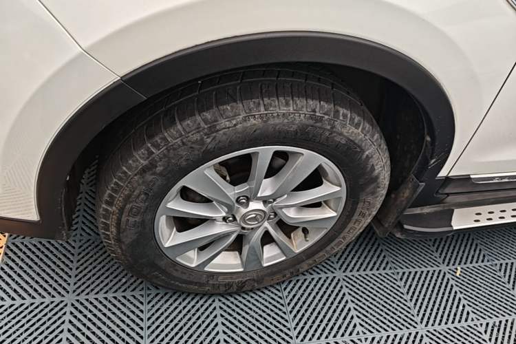 Used HYOSOW S6 2017 1.5T CVT Enjoyment Model Left Front Wheel Hub