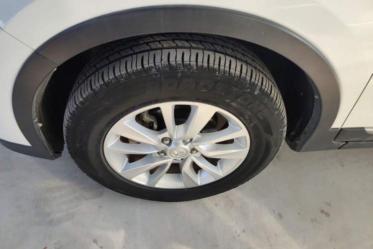 Used HYOSOW S6 2017 1.5T CVT Enjoyment Model Left Front Wheel Hub