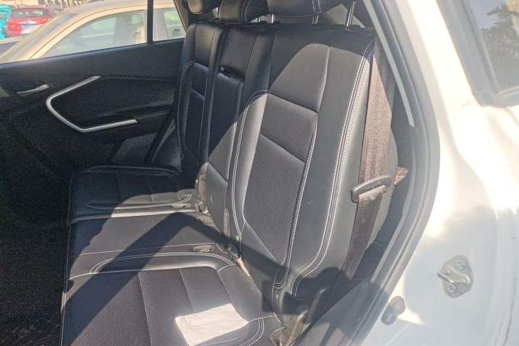 Used HYOSOW S6 2017 1.5T Manual Leading Model Left Rear Seat