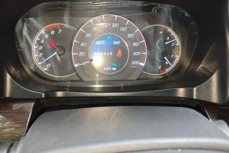 Used HYOSOW S6 2017 1.5T CVT Enjoyment Model Odometer Close Up