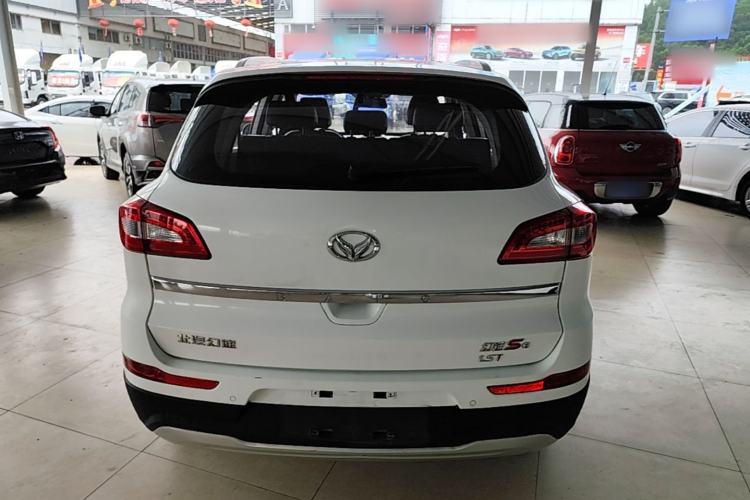 Used HYOSOW S6 2017 1.5T Manual Leading Model Rear