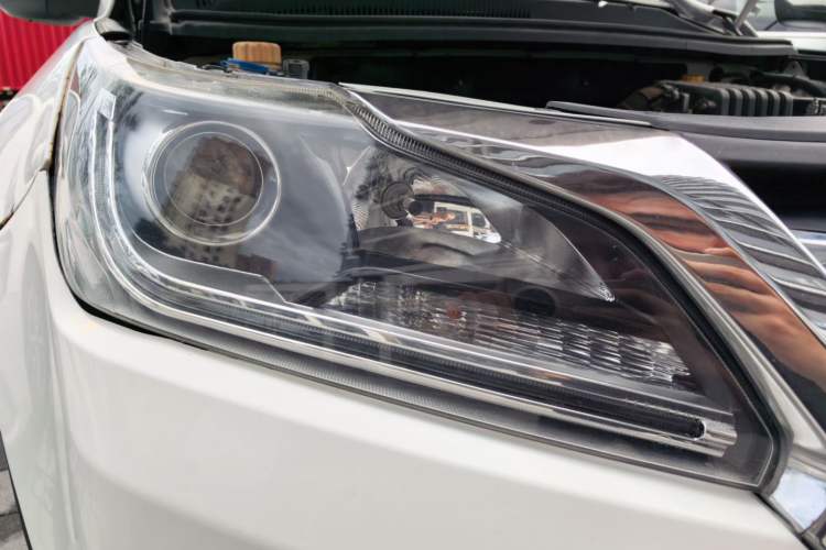 Used HYOSOW S6 2017 1.5T CVT Enjoyment Model Right Front Headlight