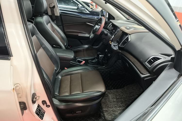 Used HYOSOW S6 2017 1.5T CVT Premium Edition Right Front Seat