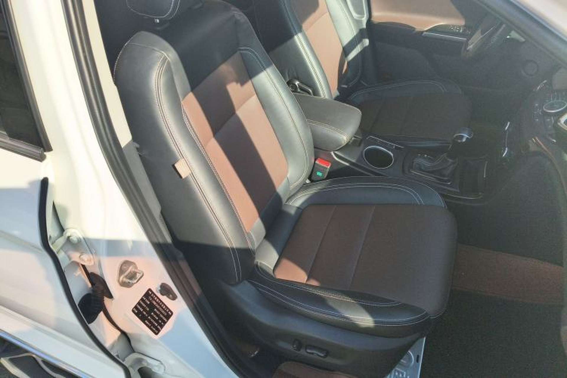 Used HYOSOW S6 2017 1.5T CVT Premium Edition Right Front Seat