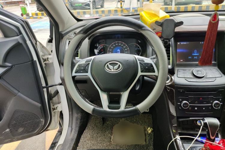 Used HYOSOW S6 2017 1.5T CVT Premium Edition Steering Wheel