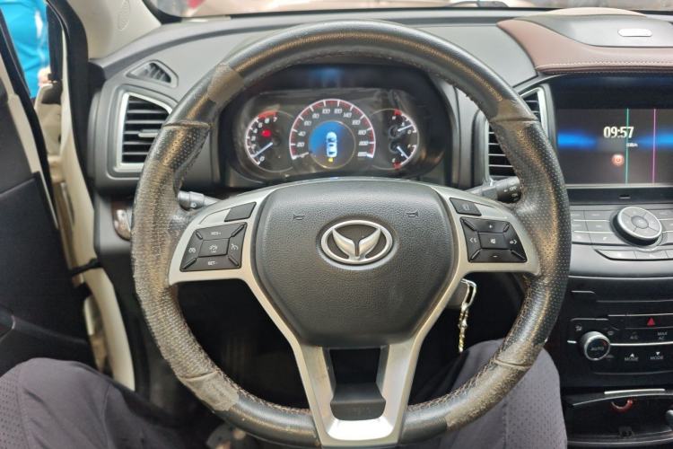 Used HYOSOW S6 2017 1.5T CVT Enjoyment Model Steering Wheel