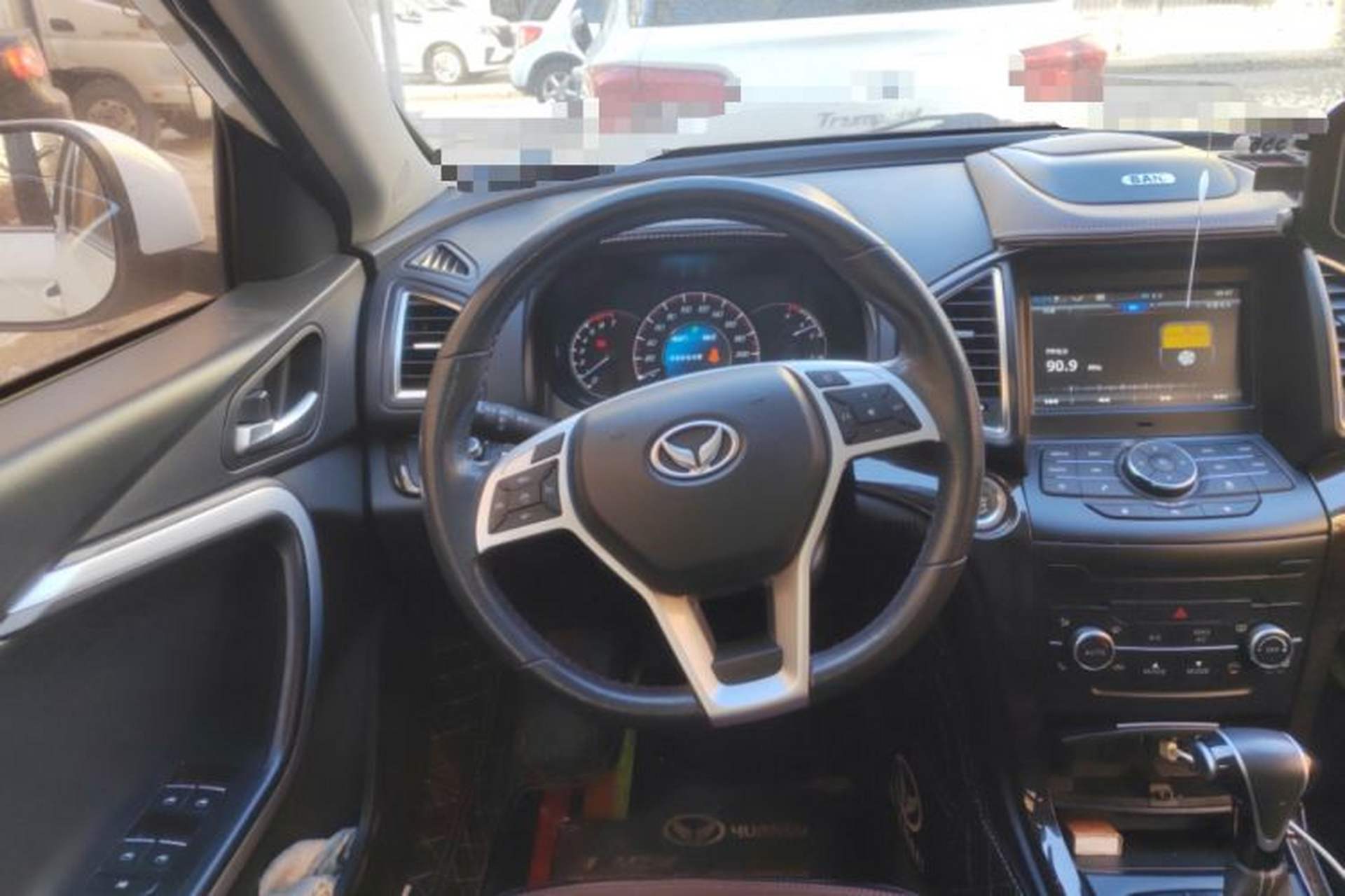 Used HYOSOW S6 2017 1.5T CVT Enjoyment Model Steering Wheel