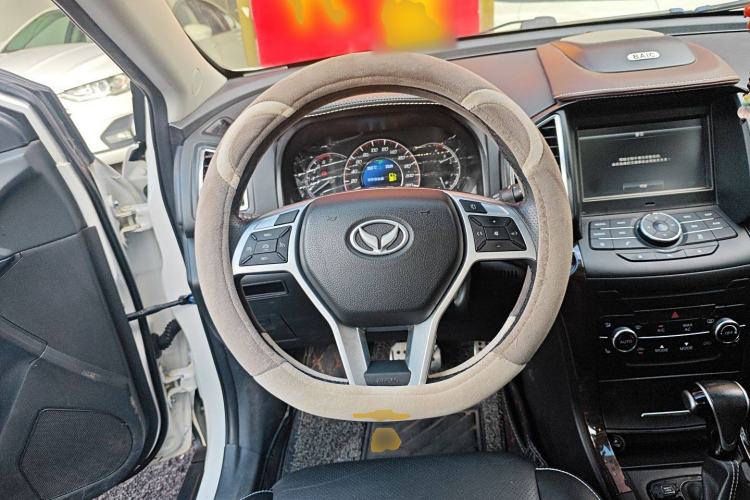 Used HYOSOW S6 2017 1.5T CVT Enjoyment Model Steering Wheel