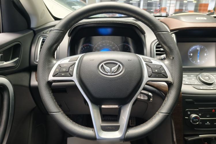 Used HYOSOW S6 2017 1.5T CVT Enjoyment Model Steering Wheel