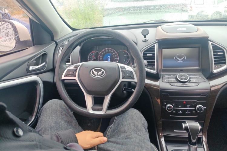 Used HYOSOW S6 2017 1.5T CVT Enjoyment Model Steering Wheel
