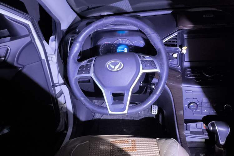 Used HYOSOW S6 2017 1.5T CVT Enjoy Edition Steering Wheel