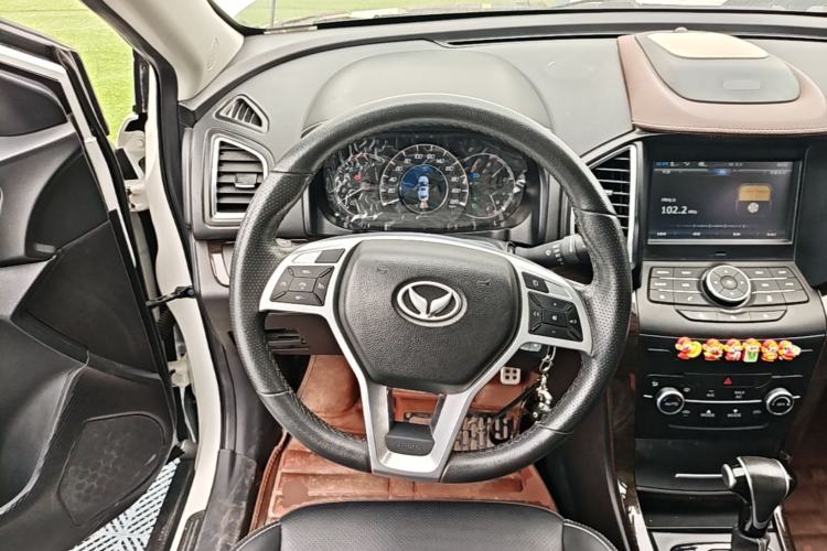 Used HYOSOW S6 2017 1.5T CVT Enjoyment Model Steering Wheel