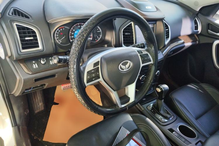 Used HYOSOW S6 2017 1.5T CVT Enjoyment Model Steering Wheel