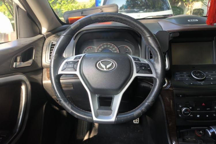 Used HYOSOW S6 2017 1.5T CVT Premium Edition Steering Wheel